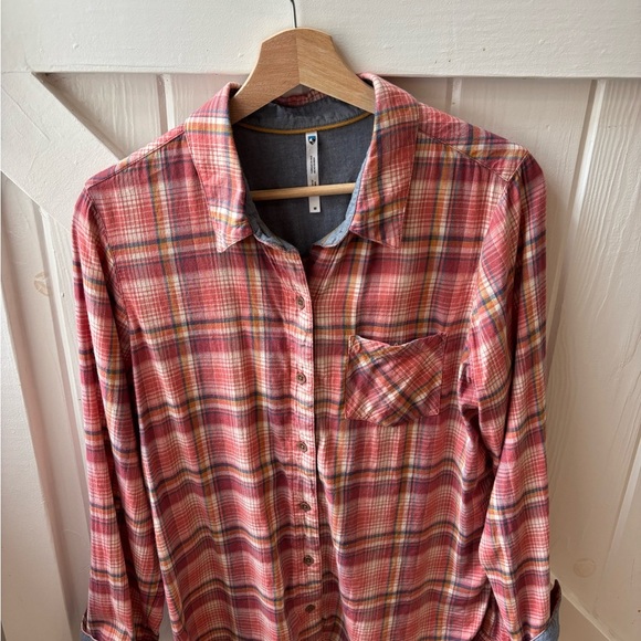 Kuhl Trailside Women’s plaid long sleeve button up shirt Hiking Camping Medium - Picture 3 of 9